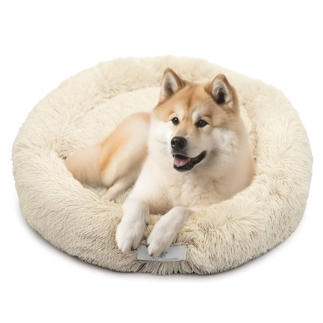 Hund schläft im Donut Hundebett Wolke 7

Flauschiges Hundekissen für kleine Hunde

