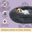 Hund schläft im Donut Hundebett Wolke 7

Flauschiges Hundekissen für kleine Hunde

